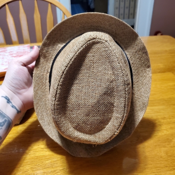 EUC Small Woven Tote Bag & Small Hat - Picture 3 of 10